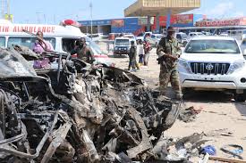 Somali de bombalı saldırı: 5 ölü
