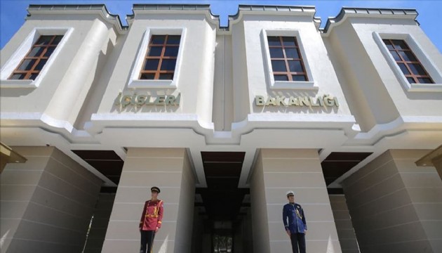 Finlandiyalı 12 terörist sınır dışı edildi!