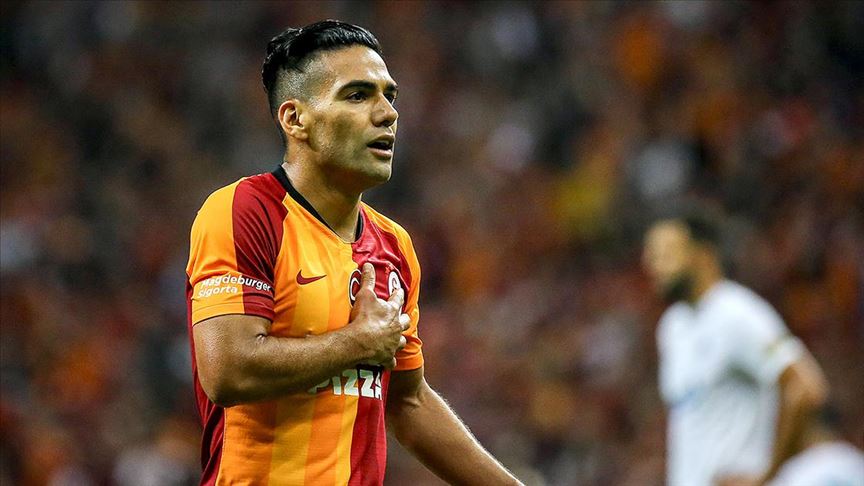 Galatasaray da Falcao krizi!