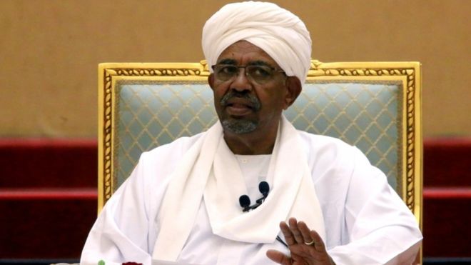 Sudan ın devrik liderine kara para aklama suçlaması