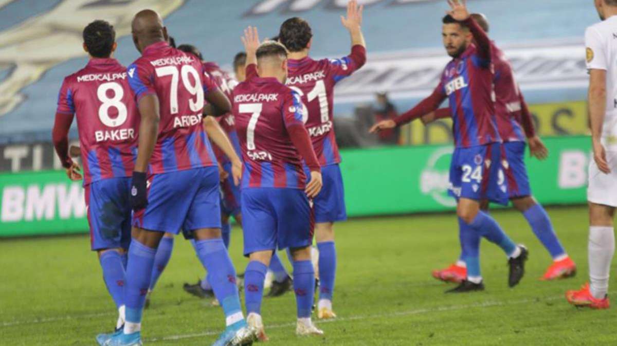 Trabzonspor 3 puana 4 golle uzandı