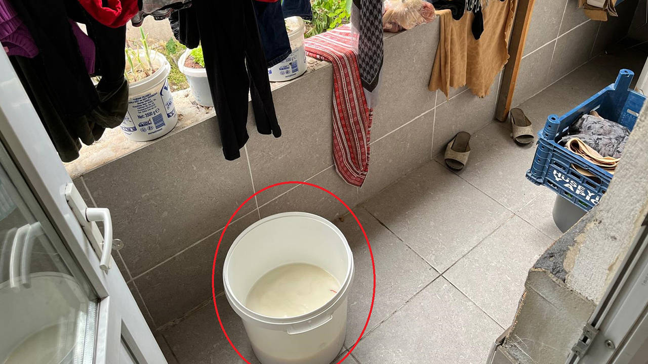 Su dolu kovaya düşen bebek hayatını kaybetti