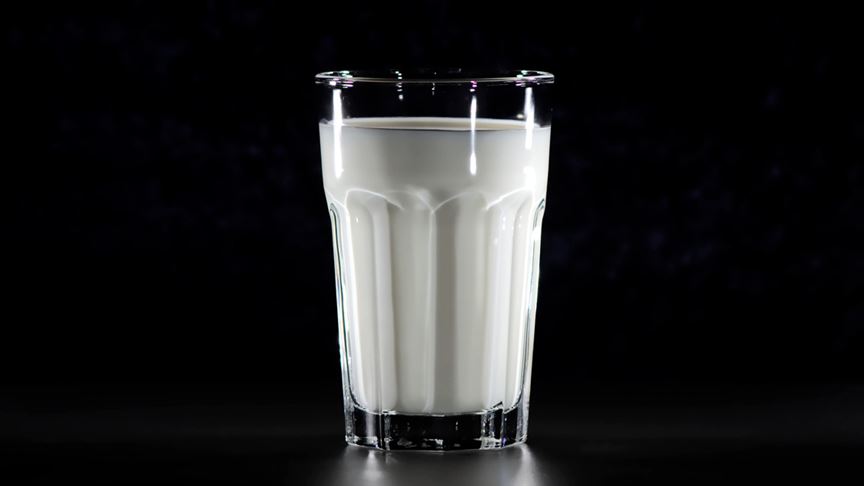 Çocuklukta süt tüketimi önemli