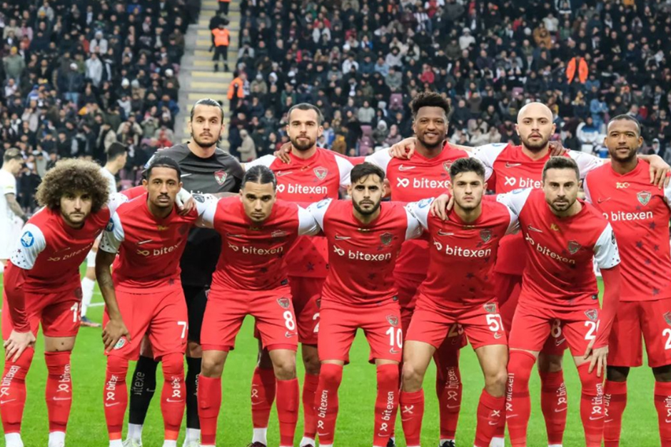 Hatayspor dan sevindiren gelişme: Enkaz altından kurtarıldılar