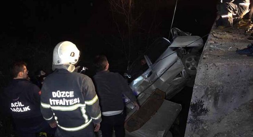 Alkollü taksici, trafikte makas atarak dehşet saçtı: 1 ölü, 4 yaralı