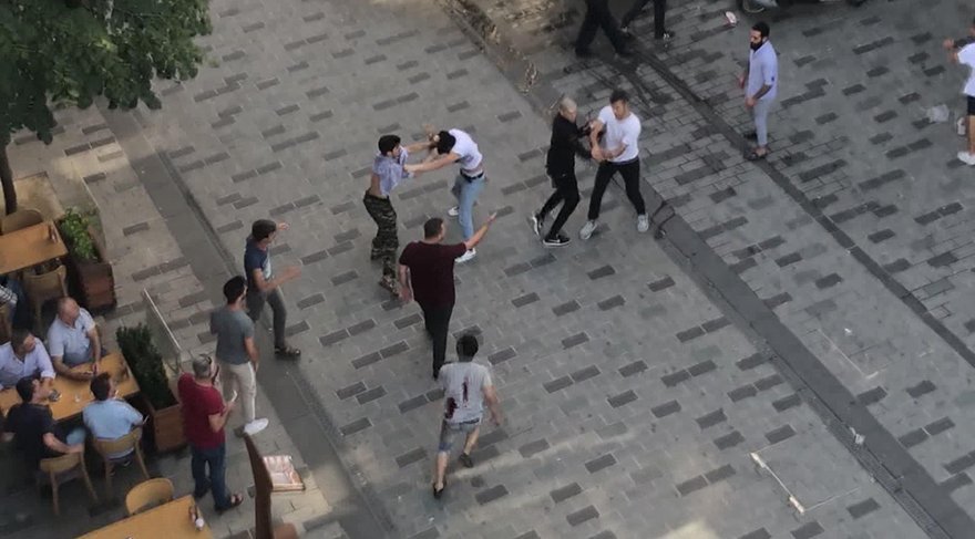 Taksim’i karıştıran kavga!