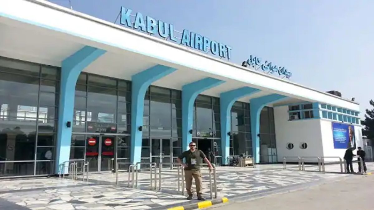 Taliban dan Kabil havalimanı açıklaması