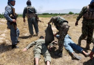 Taliban çatıştı!