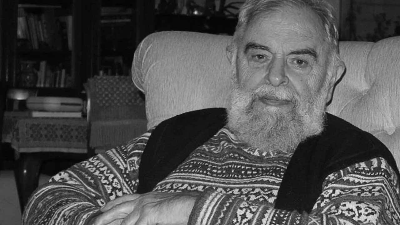 Tarihçi Mete Tunçay hayatını kaybetti