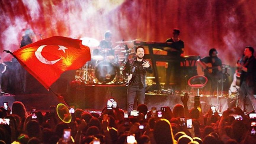 Tarkan 10 sene sonra Rusya da
