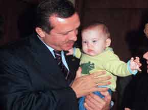 BAŞBAKAN ERDOĞAN DEDE OLDU