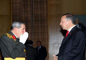 SAĞLAR DAN ŞOK İDDİA: ERDOĞAN DOLMABAHÇE GÖRÜŞMESİNDE BÜYÜKANIT I TEHDİT ETTİ!