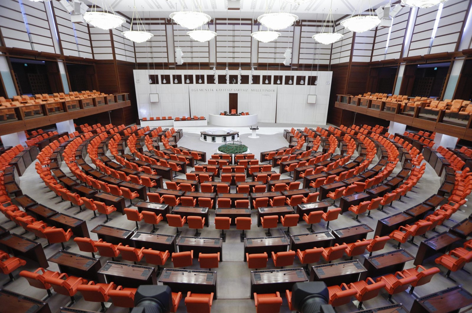 9 vekilin dokunulmazlık dosyası TBMM de