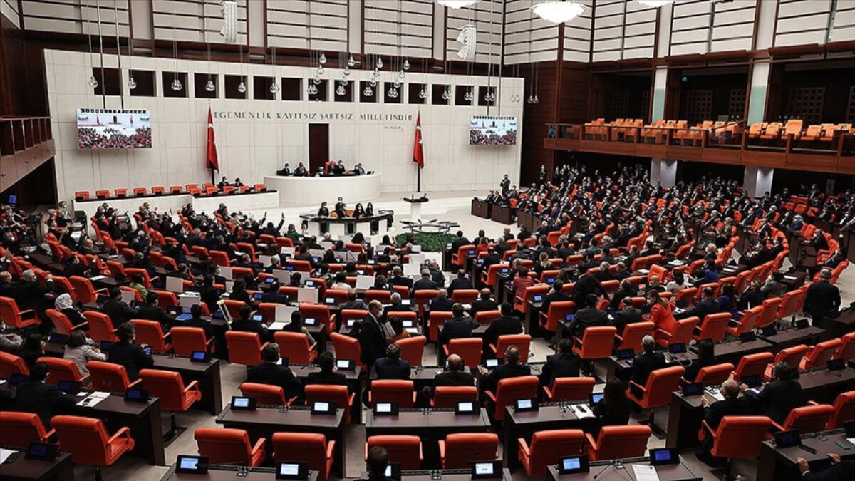 TBMM den emekli ikramiyesi kararı