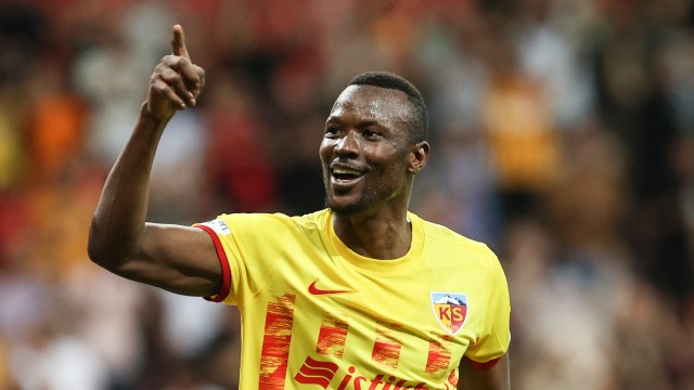 Pendikspor, Mame Thiam ı transfer etti