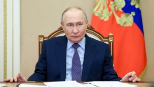 Putin'den Batı'ya uyarı: Tüm silahları kullanmaya hazırız