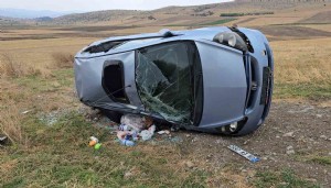 Samsun’da otomobil şarampole devrildi: 3 yaralı
