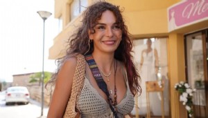 Ebru Şahin, İzlanda'da! Tatil kareleri beğeni toplandı
