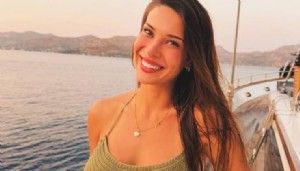 Ünlü Oyuncu Devrim Özkan'dan kıskandıran yaz pozları!