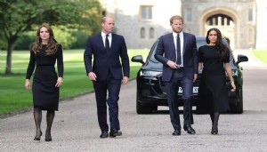 Harry ve Meghan saraya geri dönüyor