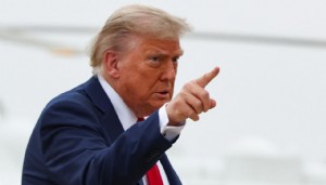 Trump'tan İran ve Küba mesajı: Teslim olacaklar