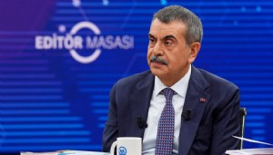 Öğrenciler dikkat! Ara tatil kalkıyor mu? Bakan Tekin'den açıklama
