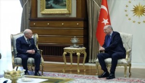 Erdoğan ve Bahçeli görüşmesi sona erdi! Tarihi kareler