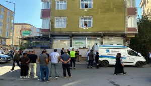 75 yaşındaki karısını öldürdü