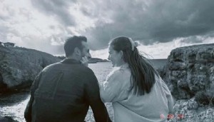 Beril Pozam ve Ersin Arıcı'dan aile pozu geldi