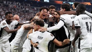 Fransız basını 4-1'lik yenilgiyi konuşuyor! Beşiktaşlı futbolcuya büyük övgü