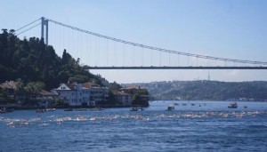 Boğaziçi'nde yarış başladı