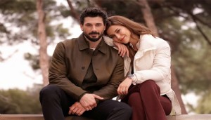 Ünlü çiftten romantik hamle geldi