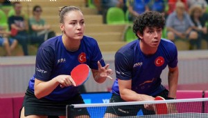 Milli sporcular altın madalya kazandı