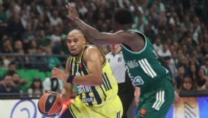 Fenerbahçe, Panathinaikos'a direnemedi