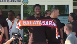 Bitshiabu Galatasaray için İstanbul'da