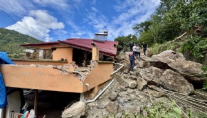 Trabzon'da heyelan: 2 ev tahliye edildi