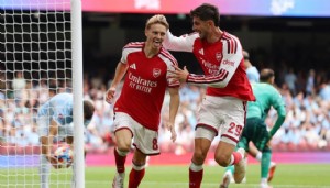 Arsenal Guardiola'sız City'yi dağıttı