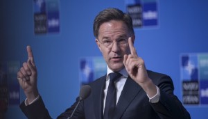 NATO'dan uyarı: 'Savaşa hazırlanıyorlar'