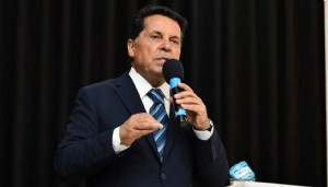Ahmet Özer Yeni Parti'ye katıldı