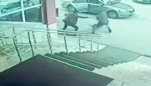 Kaymakamdan köpeğe tekme iddiası: Baba ve oğlu anlattı, suç duyurusunda bulundular