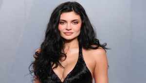 Kylie Jenner 50 milyon dolarlık sütyenle podyuma çıktı