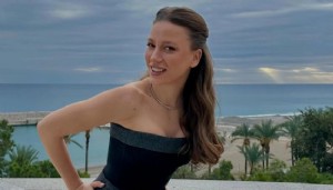 Serenay Sarıkaya lüks teknede tatilde!