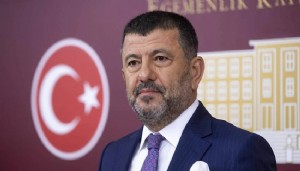Veli Ağbaba pazarda fenalaşarak bayıldı: Yoğun bakıma kaldırıldı