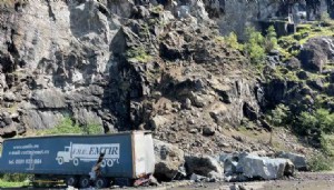 Artvin'de heyelan: 1 kişiden acı haber