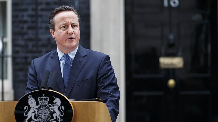 Cameron, Corbyn i ne ile suçladı?