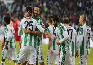 Torku Konyaspor Antalyaspor u devirdi!
