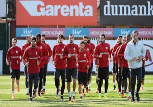 Cimbom  Lazio  maçına hazırlanıyor!