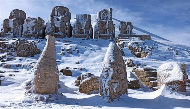 Nemrut Dağı nı 171 bin kişi gezdi!