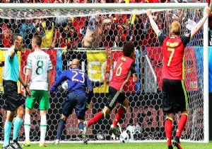 Belçika dan İrlanda ya 3 gol!
