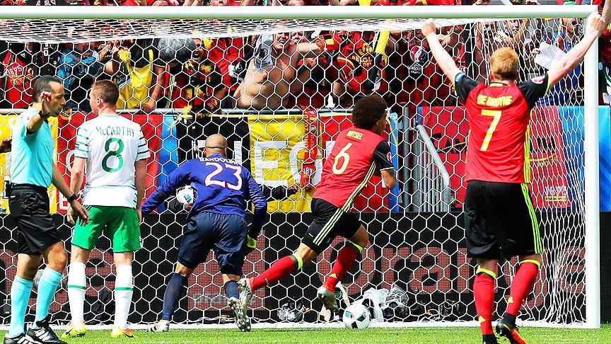 Belçika İrlanda engelini üç golle geçti!